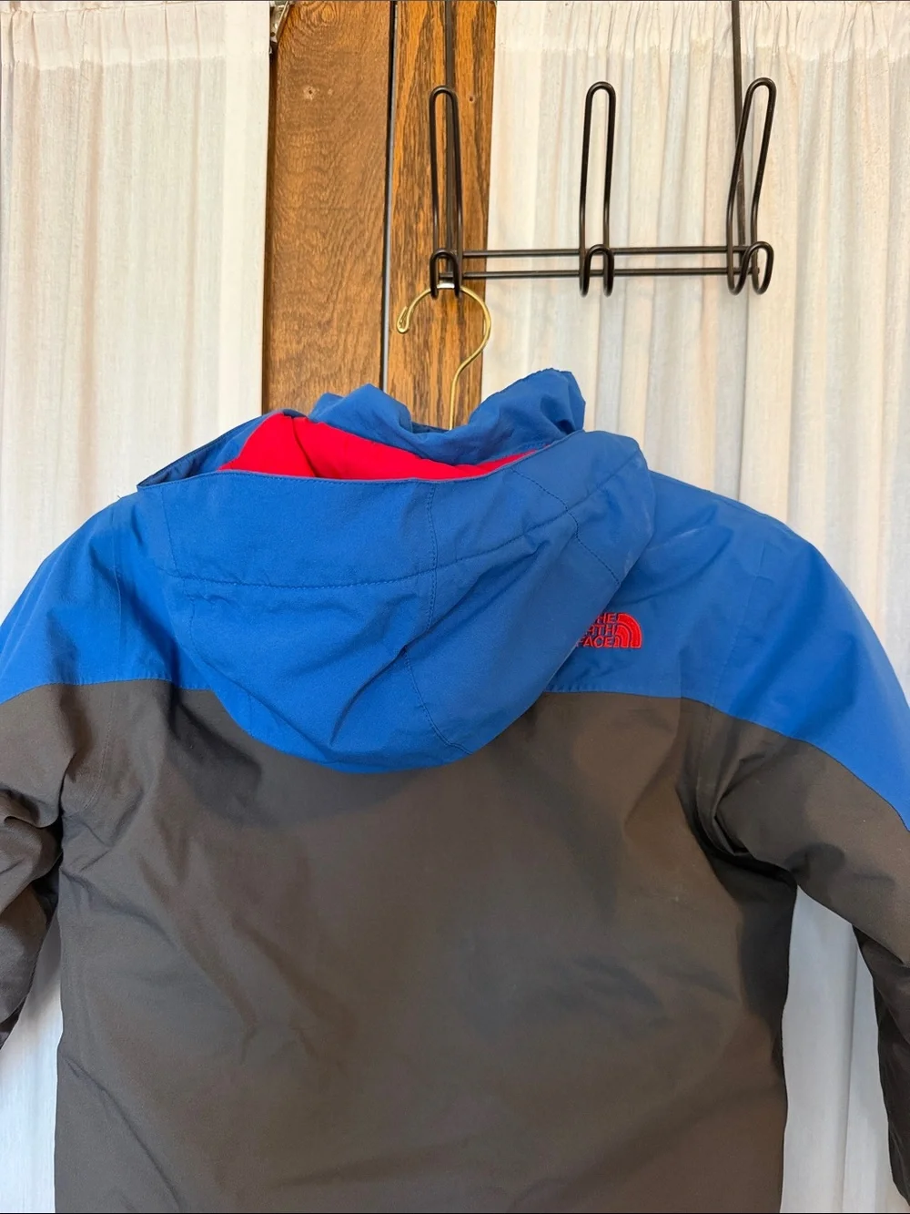 The North Face Blue Gray Hyvent All Weather Winter Jacket